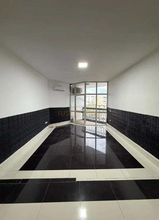 Tirane, shitet apartament 2+1 Kati 3, 104 m² 299.000 € (Rruga e Kavajës)