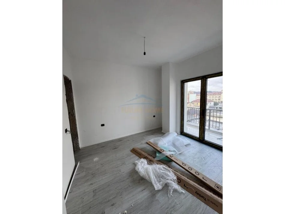 Tirane, jap me qera apartament 2+1 Kati 3,