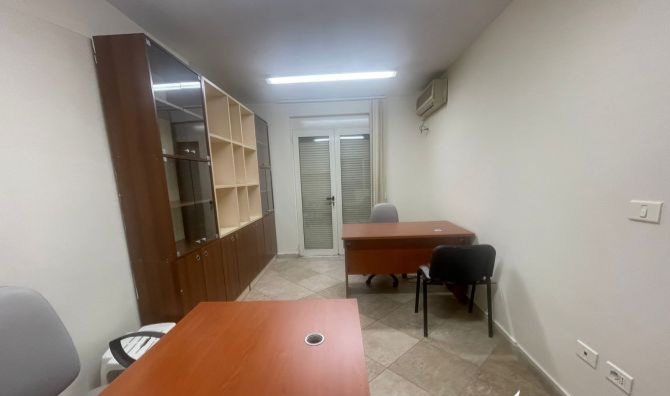 ZYRE ME QIRA  📌Ish Ekspozita  ✅️ 600 €