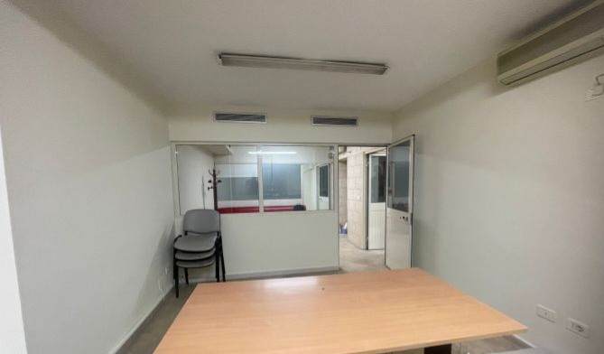 🔷️ZYRE ME QIRA  80 m² 550 € 📌(Ish Ekspozita)