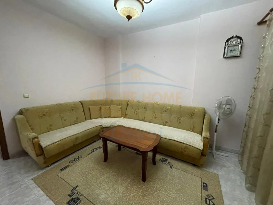 Tirane, jepet me qera apartament 2+1 Kati 4, 90 m² 570 € (Don Bosko prane Piceri Herdi)