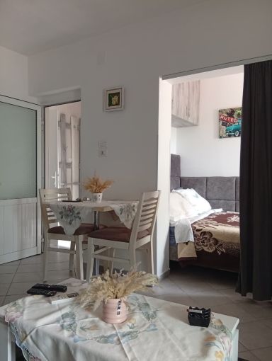 Tirane, jepet me qera garsonier Kati 4, 43 m² 600 € (Rruga Hasan Sufa)