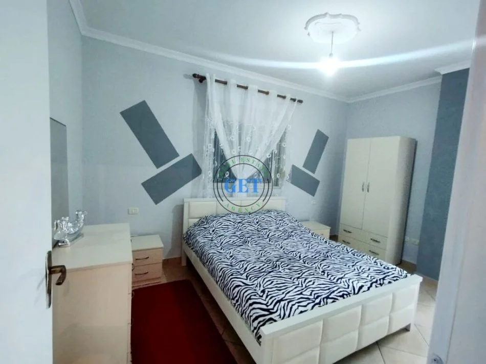 Durres, jepet me qera 2+1+Ballkon Kati 6, 105 m² 400 € (Plazh, Iliria, Durres)