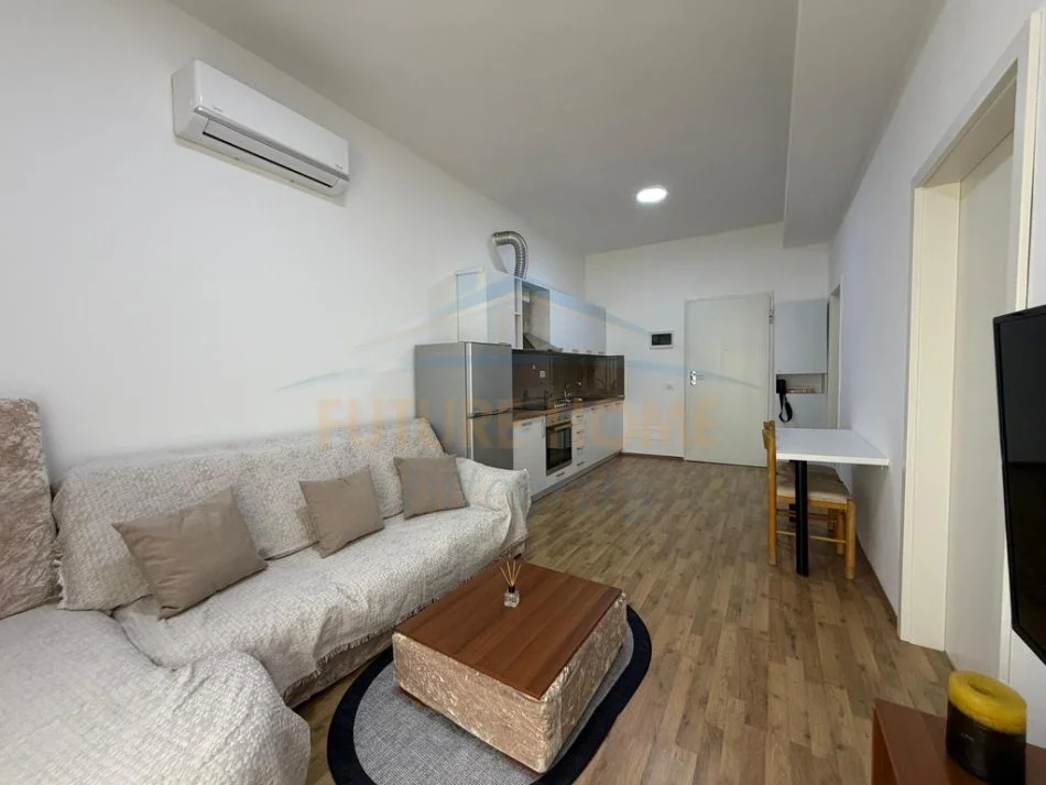 Tirane, jepet me qera apartament 1+1 Kati 1, 49 m² 370 € (MANGALEM)  AL62183