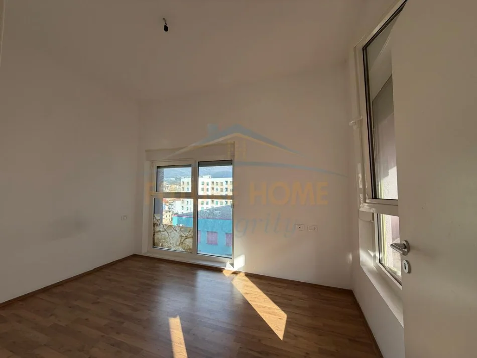 Tirane, shitet apartament 1+1 Kati 7, 70 m² 110.000 € (Kompleksi Mangalem, Tiranë)