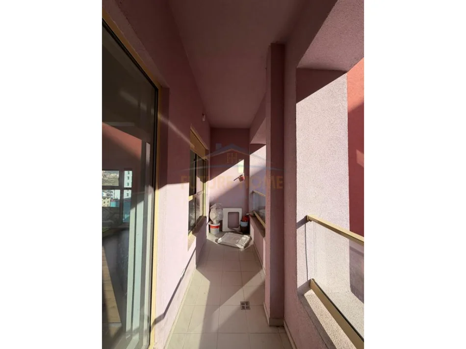 Tirane, shitet apartament 1+1 Kati 7, 70 m² 110.000 € (Kompleksi Mangalem, Tiranë)