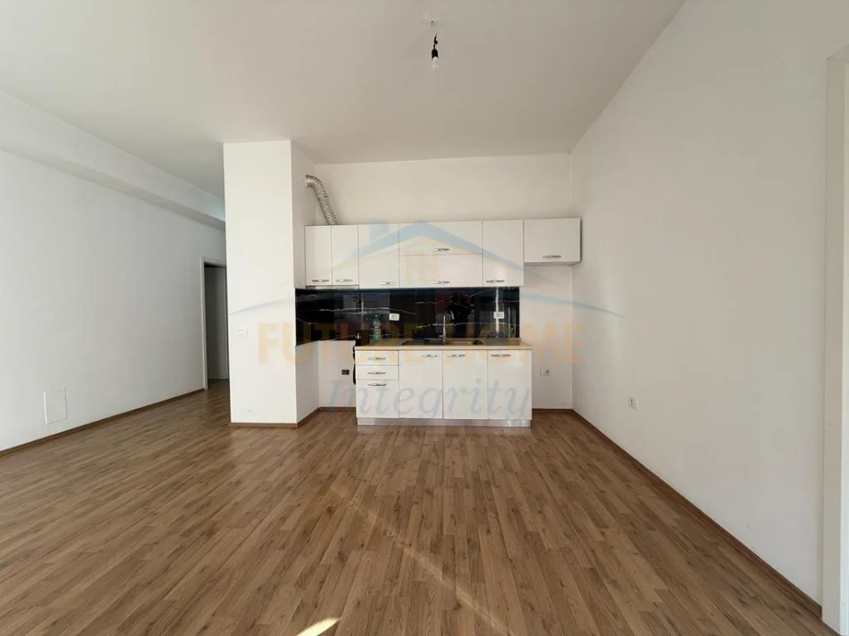 Tirane, shitet apartament 1+1 Kati 7, 70 m² 110.000 € (Kompleksi Mangalem, Tiranë)