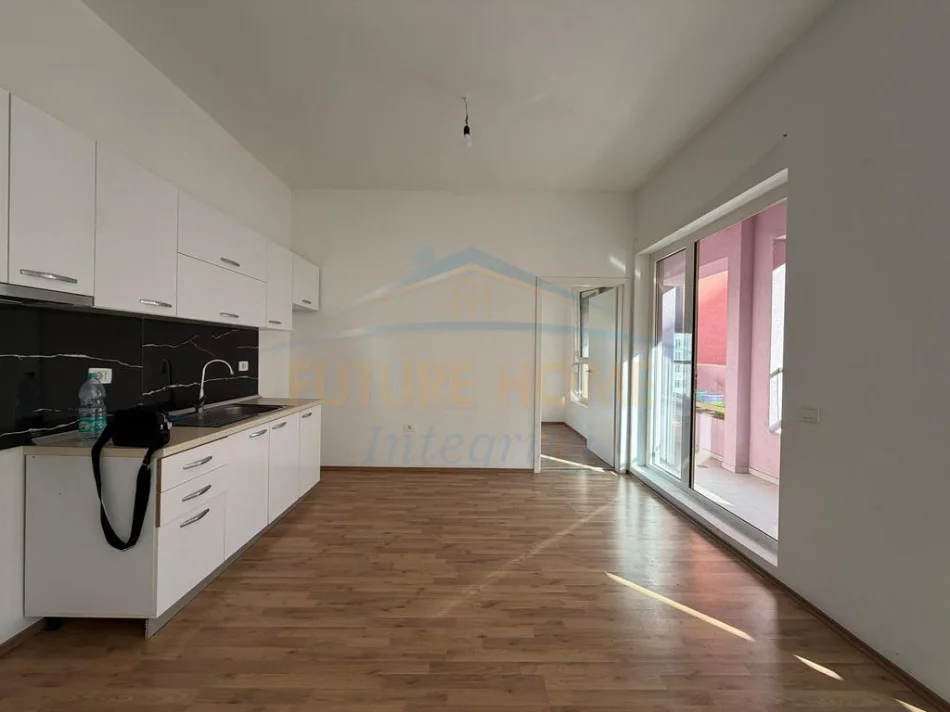 Tirane, shitet apartament 1+1 Kati 7, 70 m² 110.000 € (Kompleksi Mangalem, Tiranë)