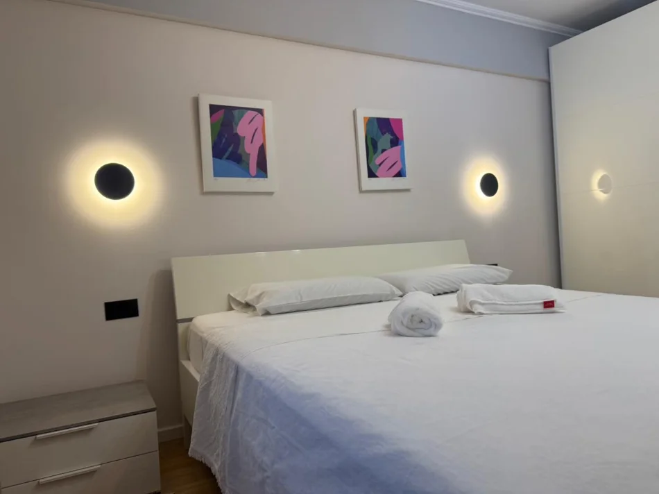 Tirane, shes apartament 2+1 Kati 2, 85 m² 270.000 € (Mine Peza)