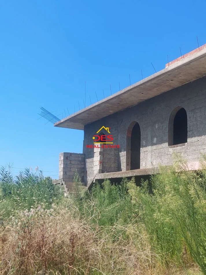 Vlore, shitet shtepi Kati 0, 175 m² 250.000 € (Çole)