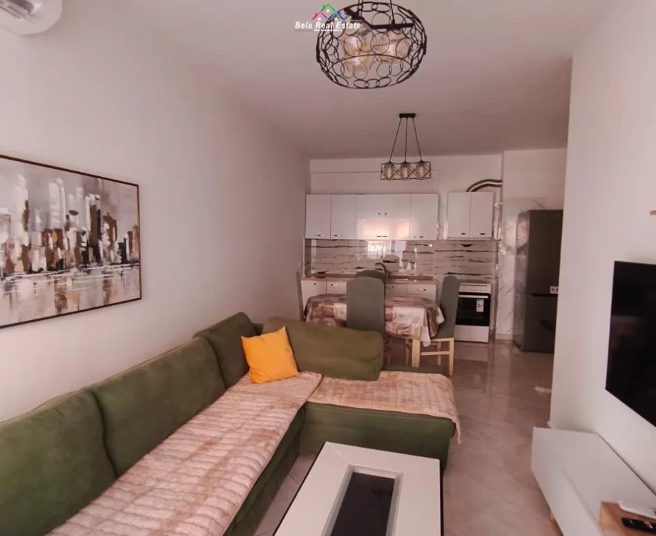 Tirane, jepet me qera apartament 2+1 Kati 7, 80 m² 580 € (Kompleksi Golden Park)