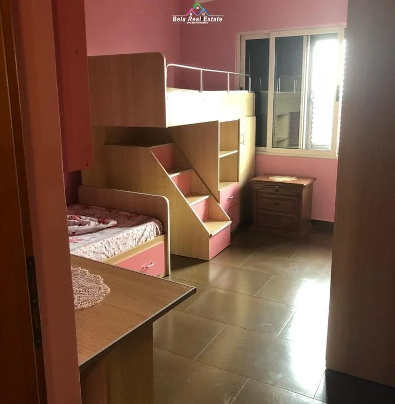 Tirane, jepet me qera apartament 2+1 Kati 5, 90 m² 680 € (rruga e dibres)