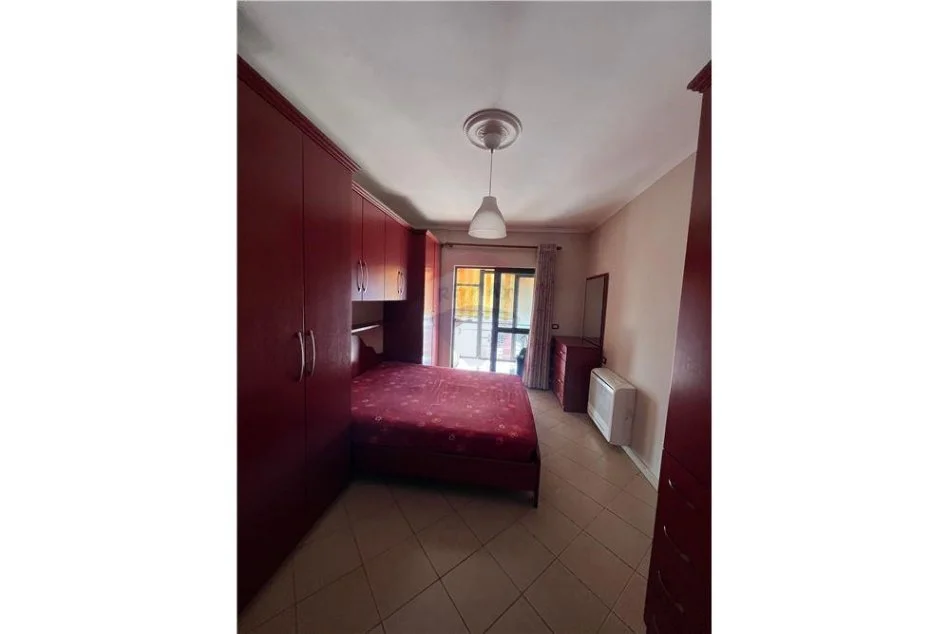 Tirane, shitet apartament 2+1+Aneks+Ballkon , 120.000 € (Don Bosko)