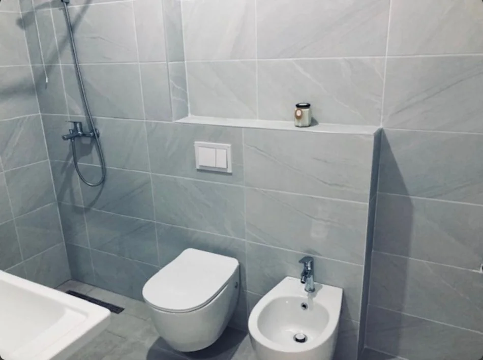Tirane, jepet me qera apartament 1+1 Kati 7, 500 € 