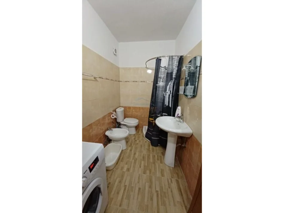 Sarande, shitet apartament 1+1 Kati 5, 54 m² 115.000 € (zonën qendrore pranë hotel Portanova.)