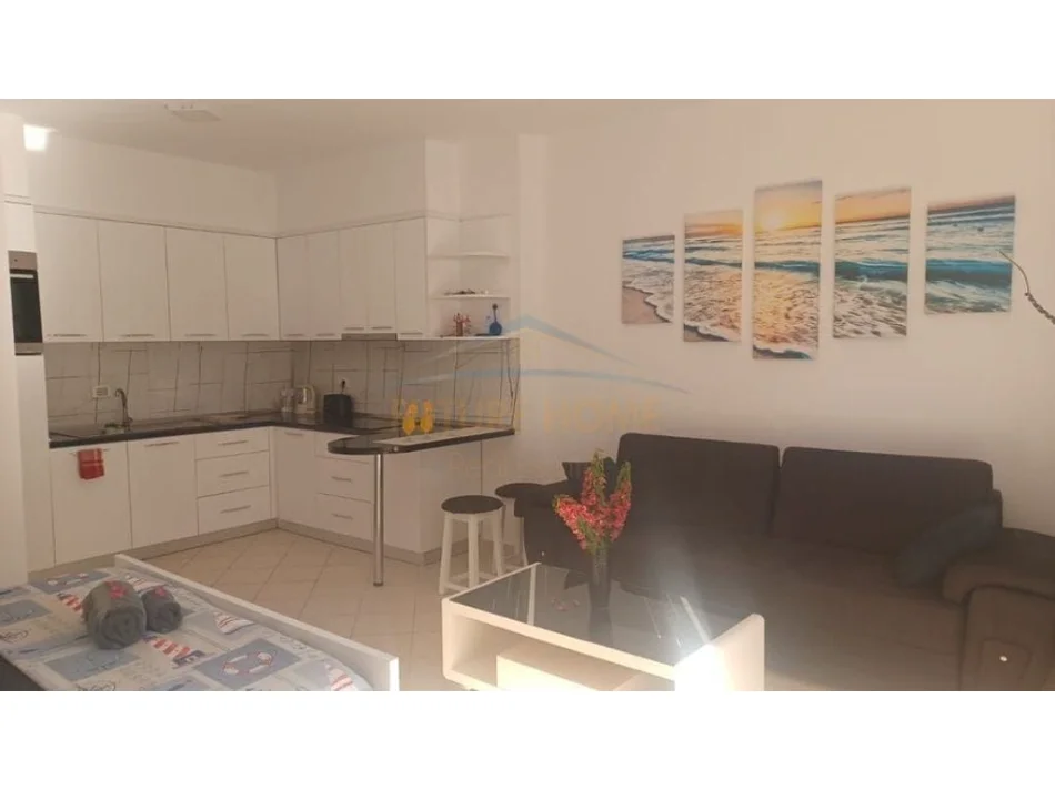 Sarande, shitet apartament 1+1 Kati 5, 54 m² 115.000 € (zonën qendrore pranë hotel Portanova.)