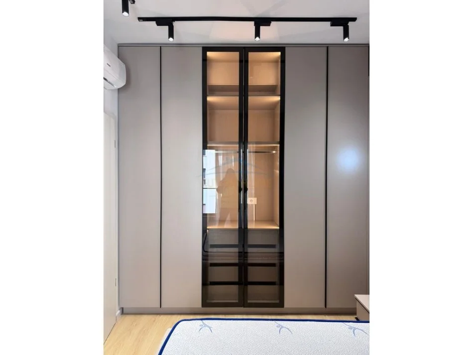 Tirane, jap me qera ,apartament me mobilim luksoz 1+1+Ballkon Kati 6, 62 m² 500 € (ALI DEMI)