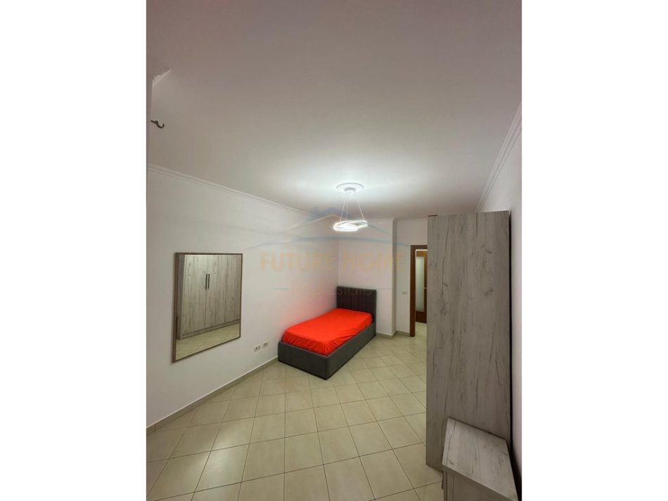 Tirane, shitet apartament 2+1+Ballkon Kati 2, 113 m² 220.000 €