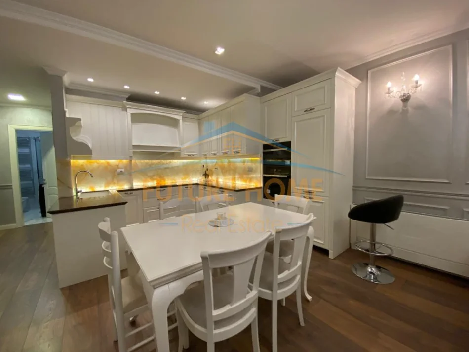 Qira, Apartament 2+1+2, Ambasador 3