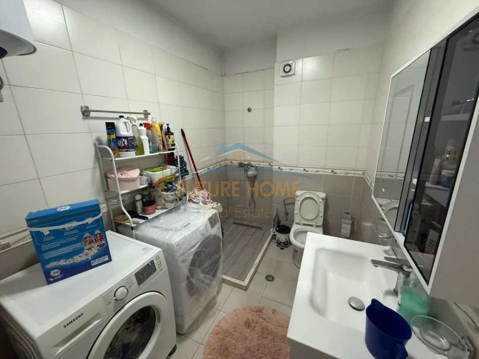 Tirane, shitet apartament 2+1+Ballkon Kati 4, 105 m² 240.000 € (Zogu i zi)