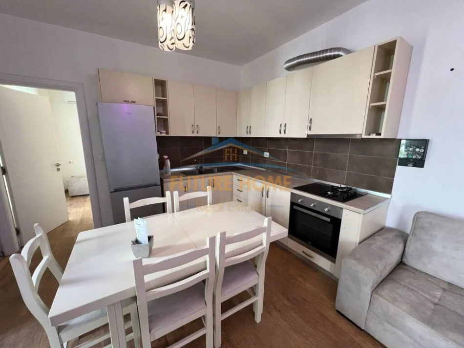 Tirane, jepet me qera apartament 1+1 Kati 4, 51 m² 400 € (Rezidenca Kodra e Diellit 2, Tiranë)