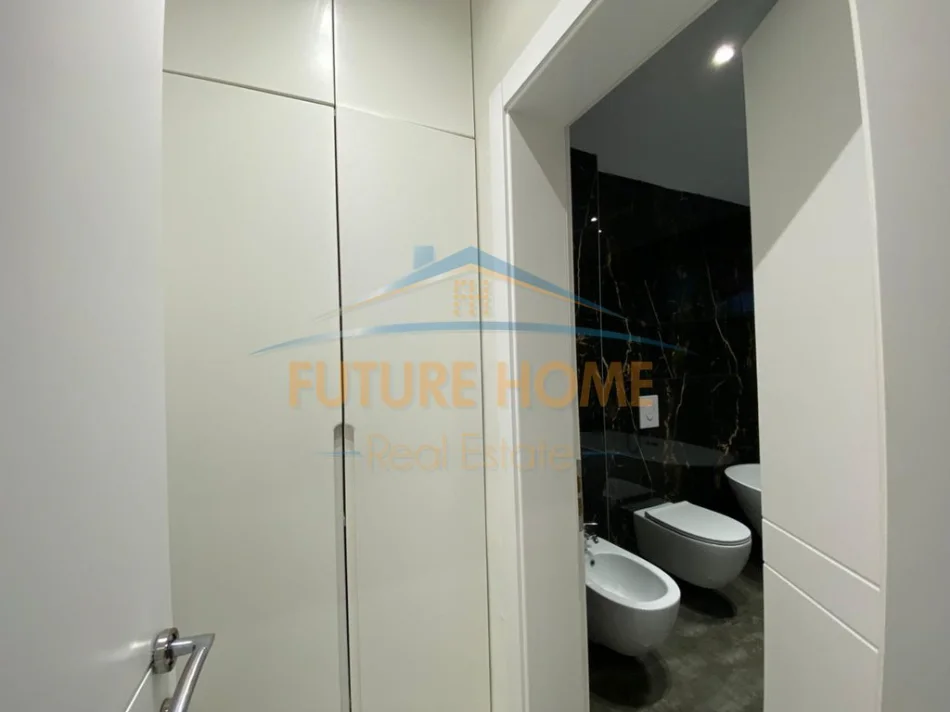 Tirane, shitet apartament 2+1 Kati 6, 110 m² 375.000 € (Prane Stadiumit Dinamo)