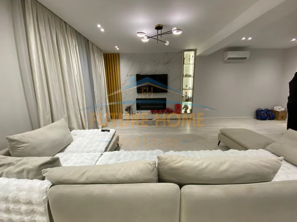 Tirane, shitet apartament 2+1+Ballkon Kati 6, 110 m² 375.000 € (Stadiumi Dinamo)