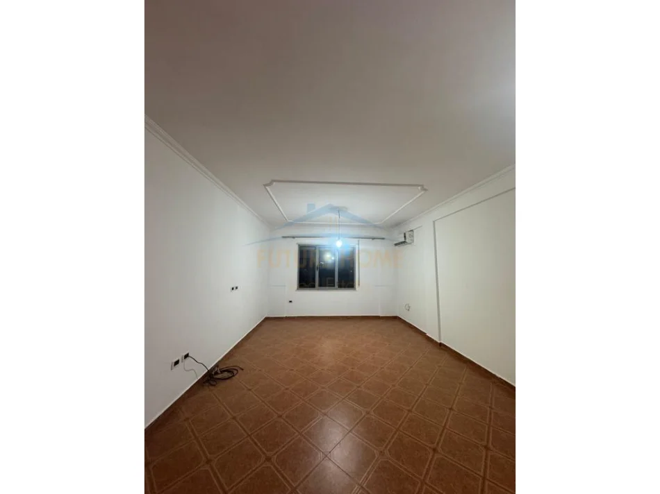 Tirane, shitet apartament 2+1 Kati 5, 91 m² 150.000 € (Misto Mame)