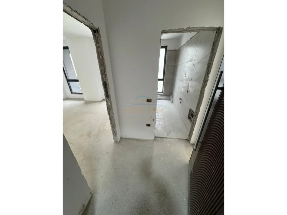 Tirane, shitet apartament 1+1+Aneks+Ballkon Kati 3, 75 m² 150.000 € (Jordan Misja)