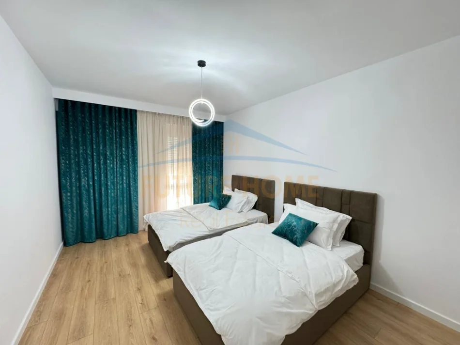 Tirane, shitet apartament 2+1+2+Ballkon Kati 7, 111 m² 245.000 € (Ish Parku)