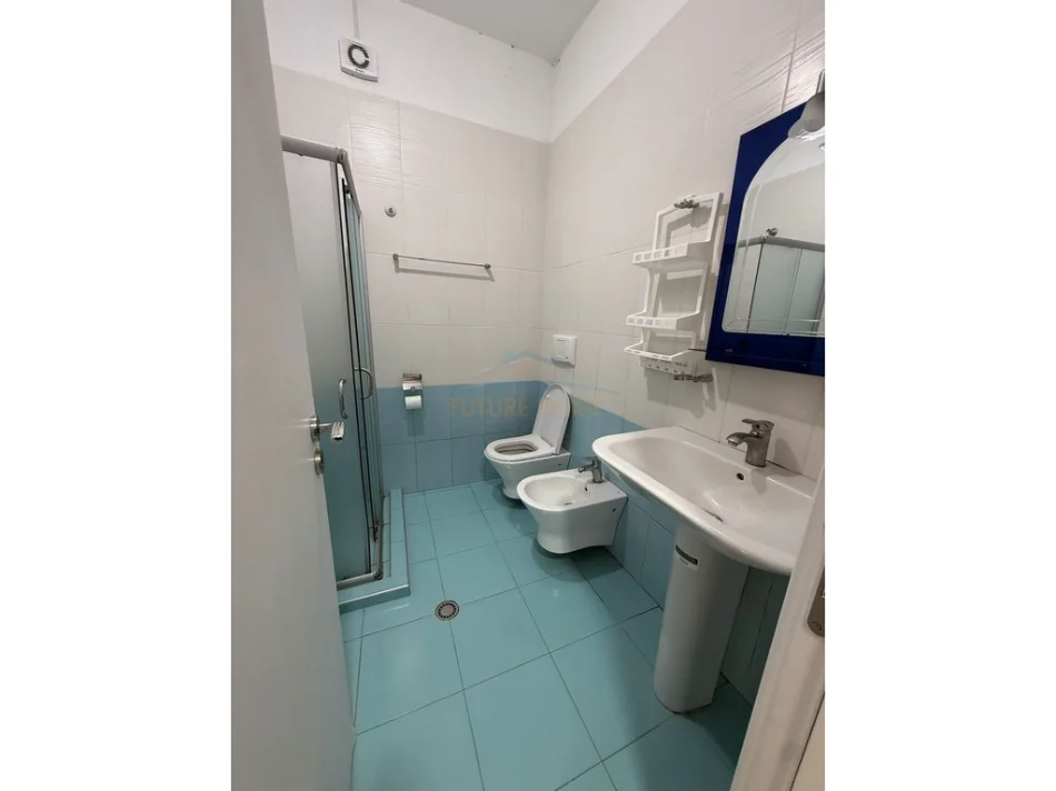 Tirane, jepet me qera apartament 1+1 Kati 4, 51 m² 400 € (Kodra e diellit)