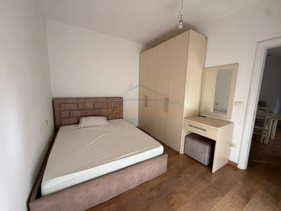 Tirane, jepet me qera apartament 1+1 Kati 4, 51 m² 400 € (Kodra e diellit)