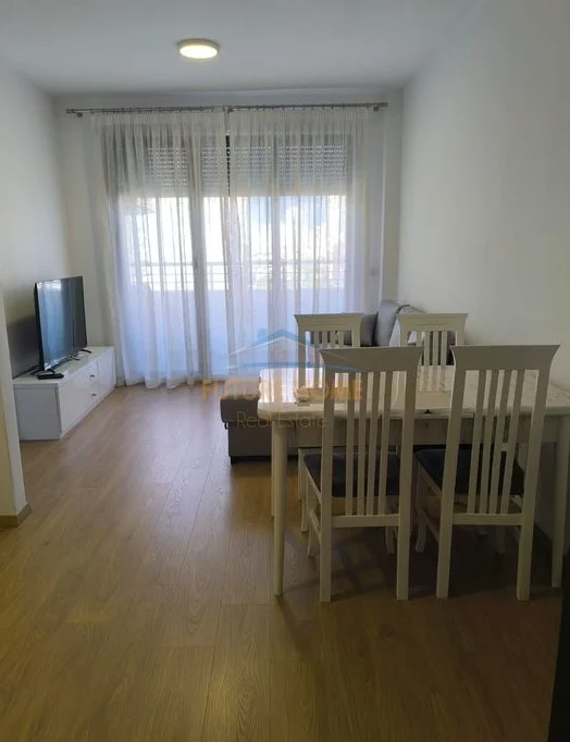 Tirane, jepet me qera apartament 2+1 Kati 4, 87 m² 750 € (Don Bosko)