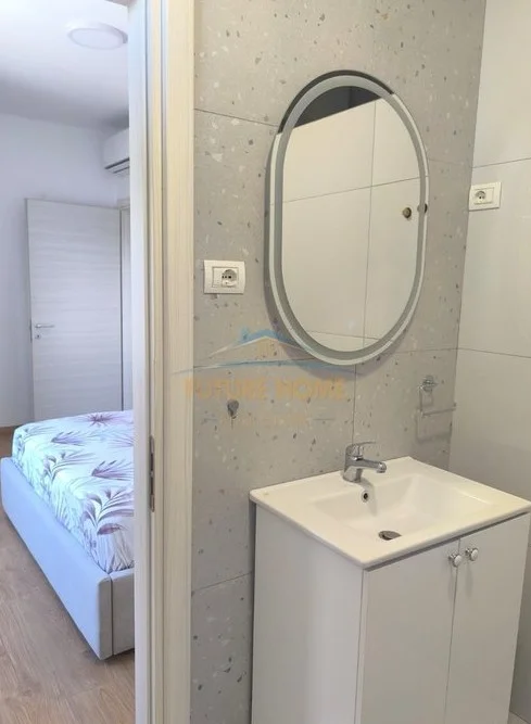 Tirane, jepet me qera apartament 2+1 Kati 4, 87 m² 750 € (Don Bosko)