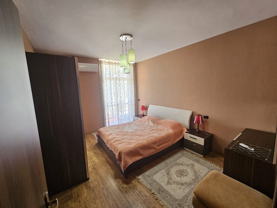 Tirane, jepet me qera apartament 2+1 Kati 7, 100 m² 500 € (Bar Sorriso Astir)