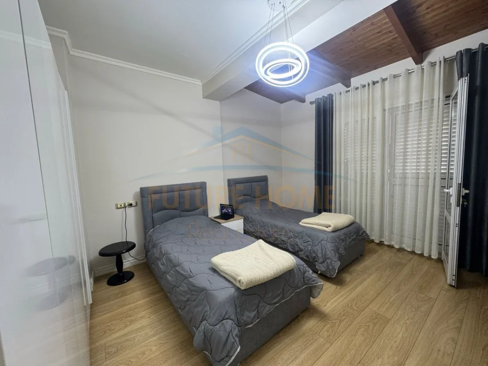 Tirane, shitet apartament 3+1 Kati 4, 120 m² 250.000 € (KODRA E DIELLIT)