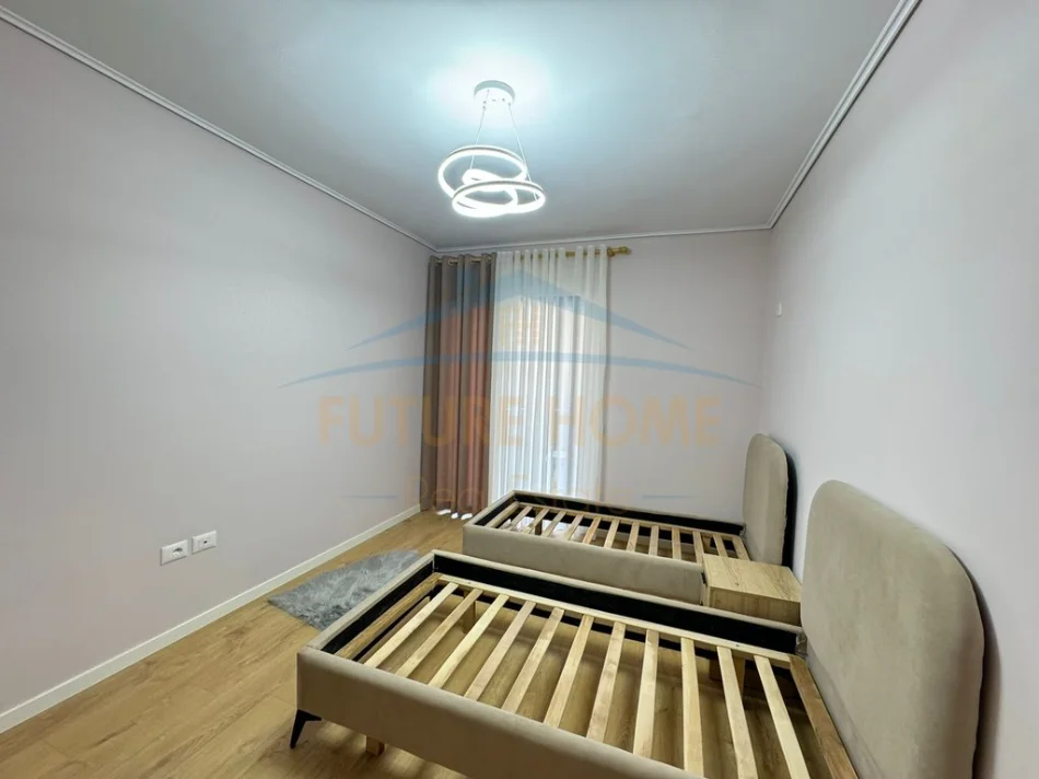 Tirane, shitet apartament 2+1+2,  Kati 5, 121 m² 182.000 € (Unaza e Re)