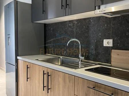 Tirane, jepet me qera apartament 1+1+Ballkon Kati 3, 60 m² 500 € (SPITALI AMERIKAN 2)