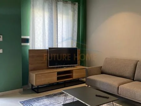 Tirane, jepet me qera apartament 1+1+Ballkon Kati 3, 60 m² 500 € (SPITALI AMERIKAN 2)