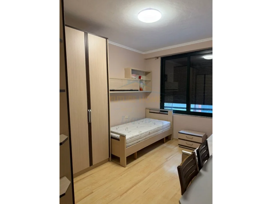 Qera, Apartament 2+1+2, 21 Dhjetori, Tiranë