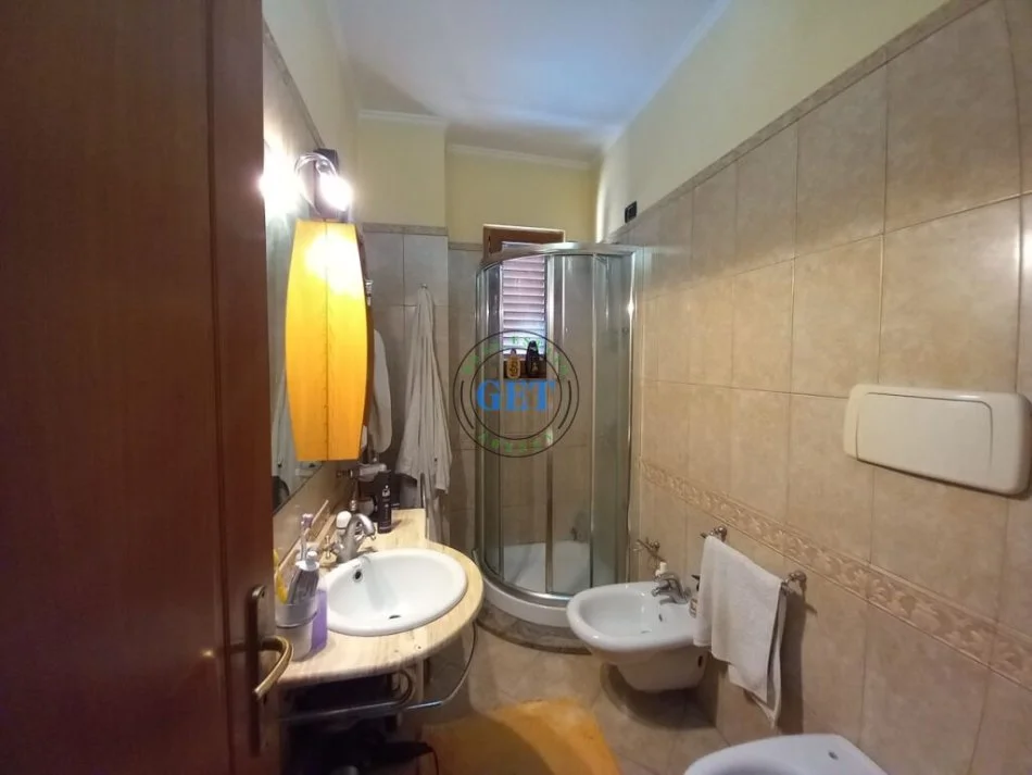 Shqiperi, shitet apartament 3+1+Ballkon Kati 6, 134 m² 150.000 € 