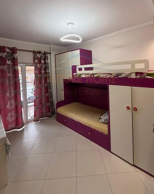 Qira, Apartament 2+1+2+Post Parkimi, Unaza e Re, Tiranë