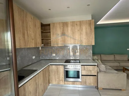 jepet me qera apartament 1+1 Kati 7, 500 € (Astir)