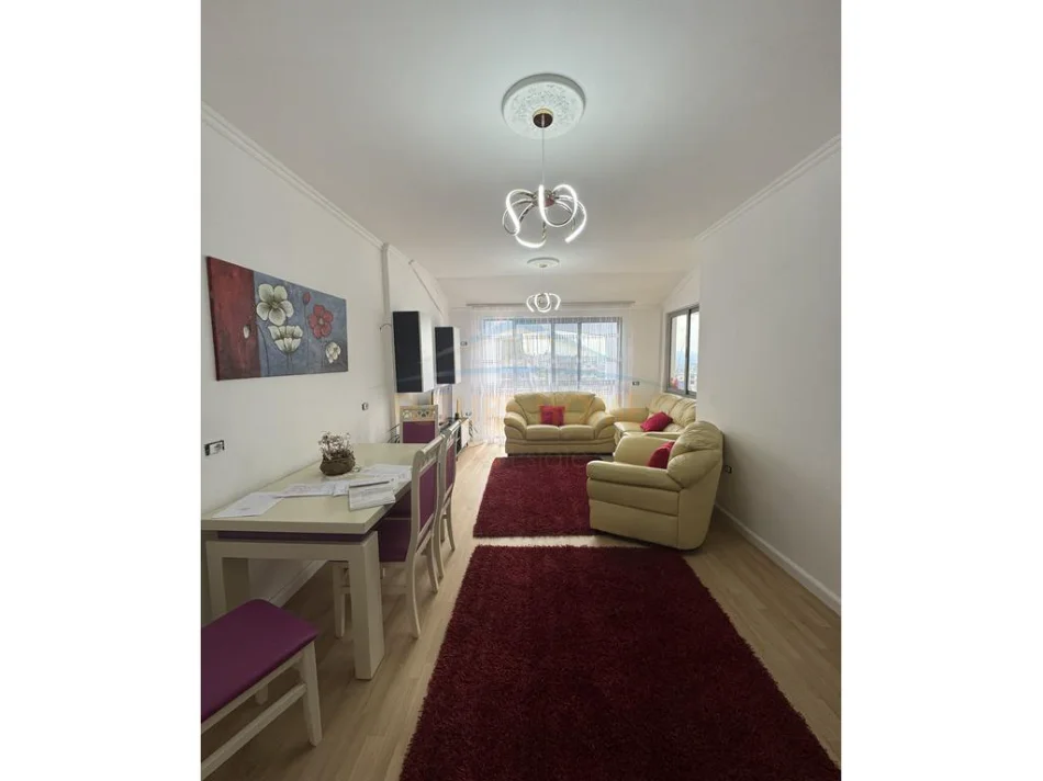 Tirane, shitet apartament 2+1+Ballkon Kati 6, 108 m² 147.000 € 