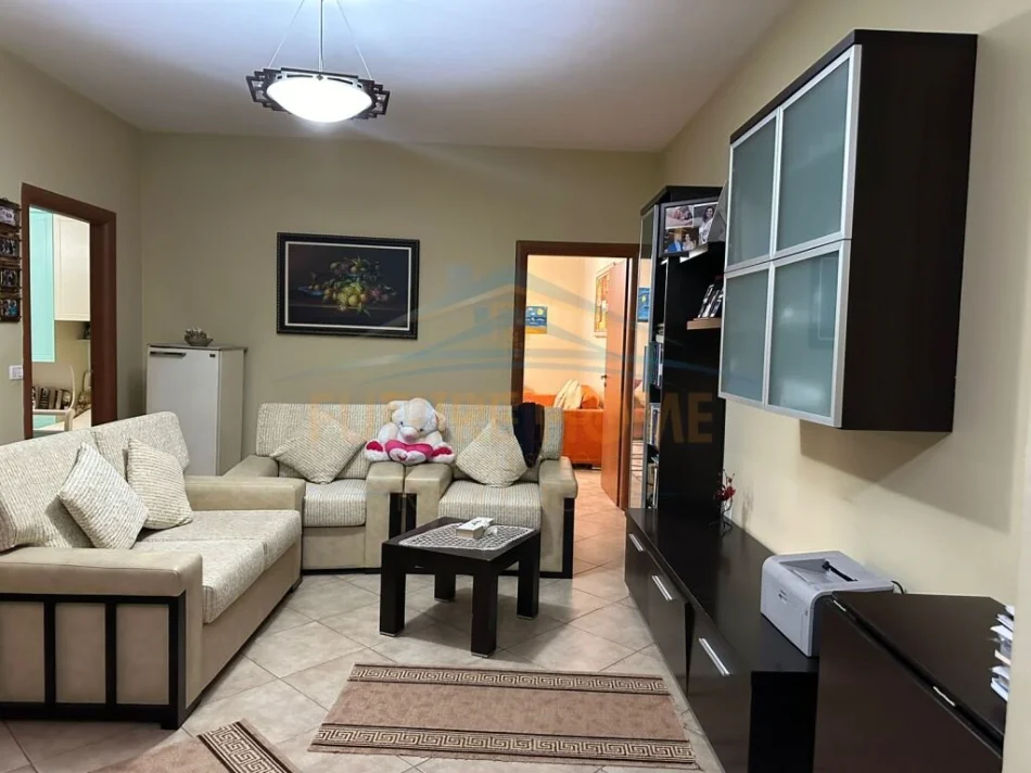 Tirane, shitet apartament 2+1+Ballkon Kati 7, 116 m² 160.000 € 