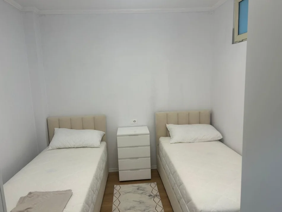 Durres, shitet apartament 2+1+Ballkon Kati 5, 59 m² 105.000 € (Shkembi i Kavajes)