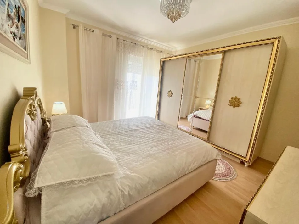 Pogradec, shitet apartament 2+1 Kati 9, 102 m² 240.000 € (Pogradec)