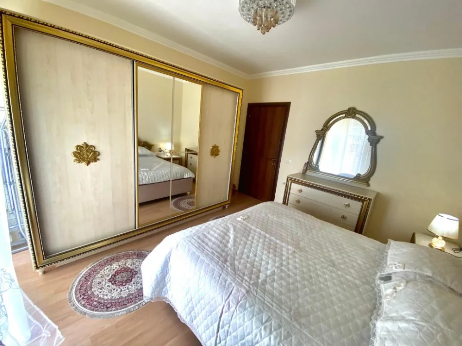 Pogradec, shitet apartament 2+1 Kati 9, 102 m² 240.000 € (Pogradec)