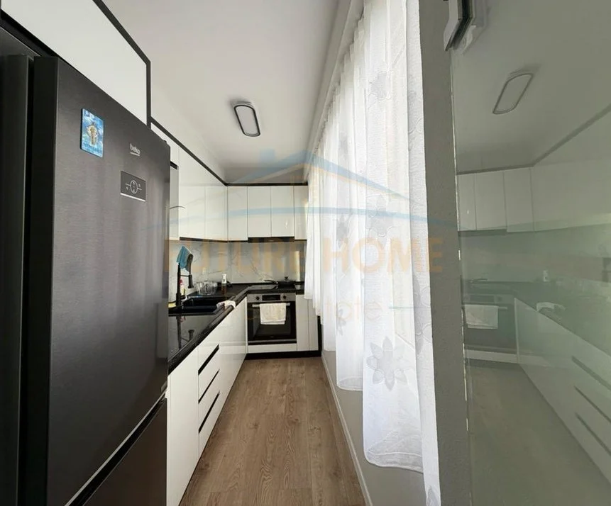 Qera, Apartament 2+1, 21 Dhjetori, Tiranë
