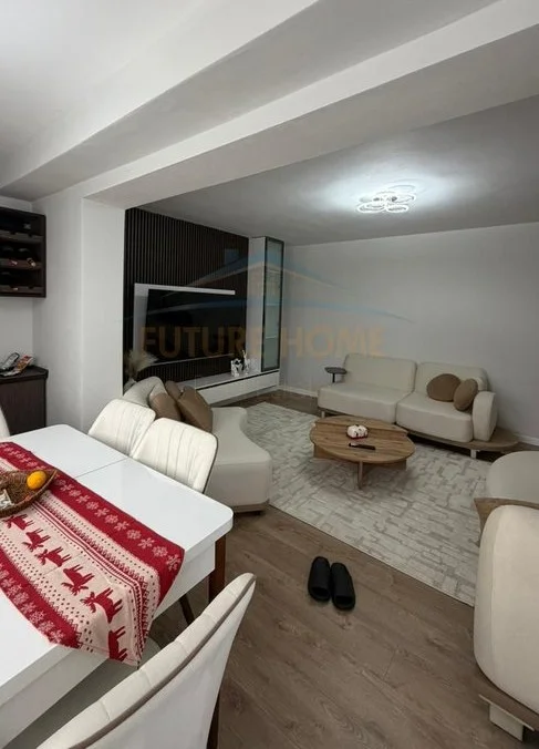 Qera, Apartament 2+1, 21 Dhjetori, Tiranë